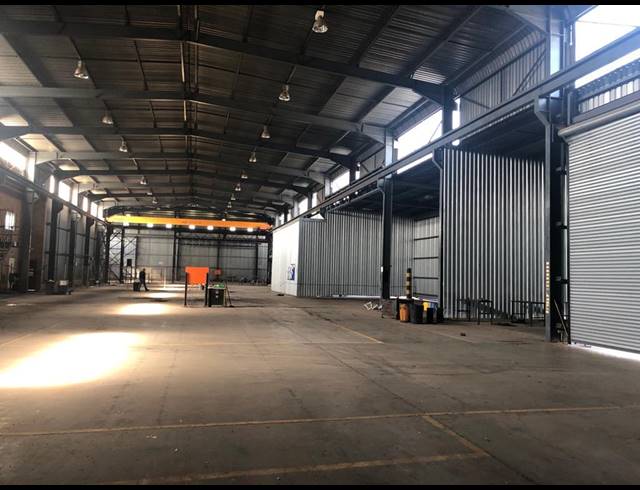 12,598M² WAREHOUSE FOR SALE IN GERMISTON SOUTH